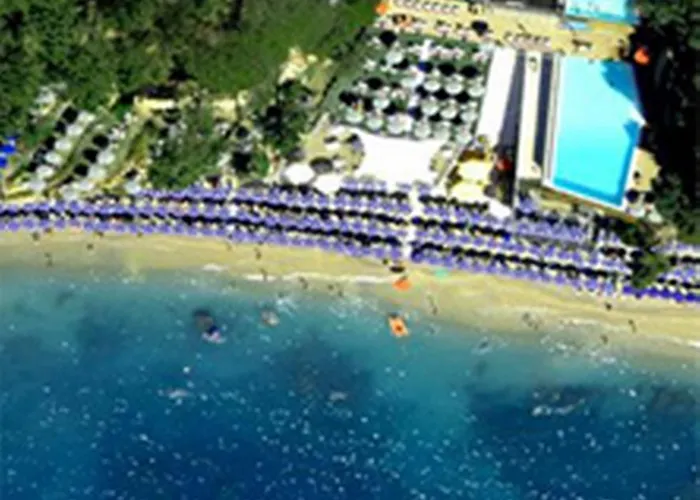 Casa Flora Feriehus San Terenzo