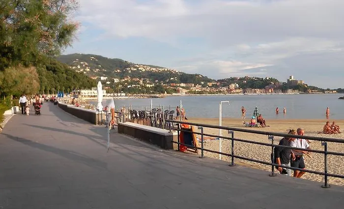 Dom wakacyjny Casa Flora San Terenzo