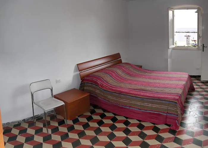 Casa Flora San Terenzo